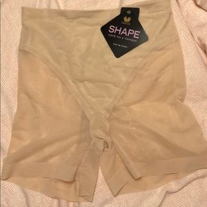 Wacoal ultimate smoother shapewear long leg shaper